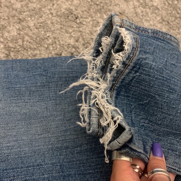 Zara Mid rise skinny jeans. Blue. Size 4 size 36. Holes. - Picture 3 of 4